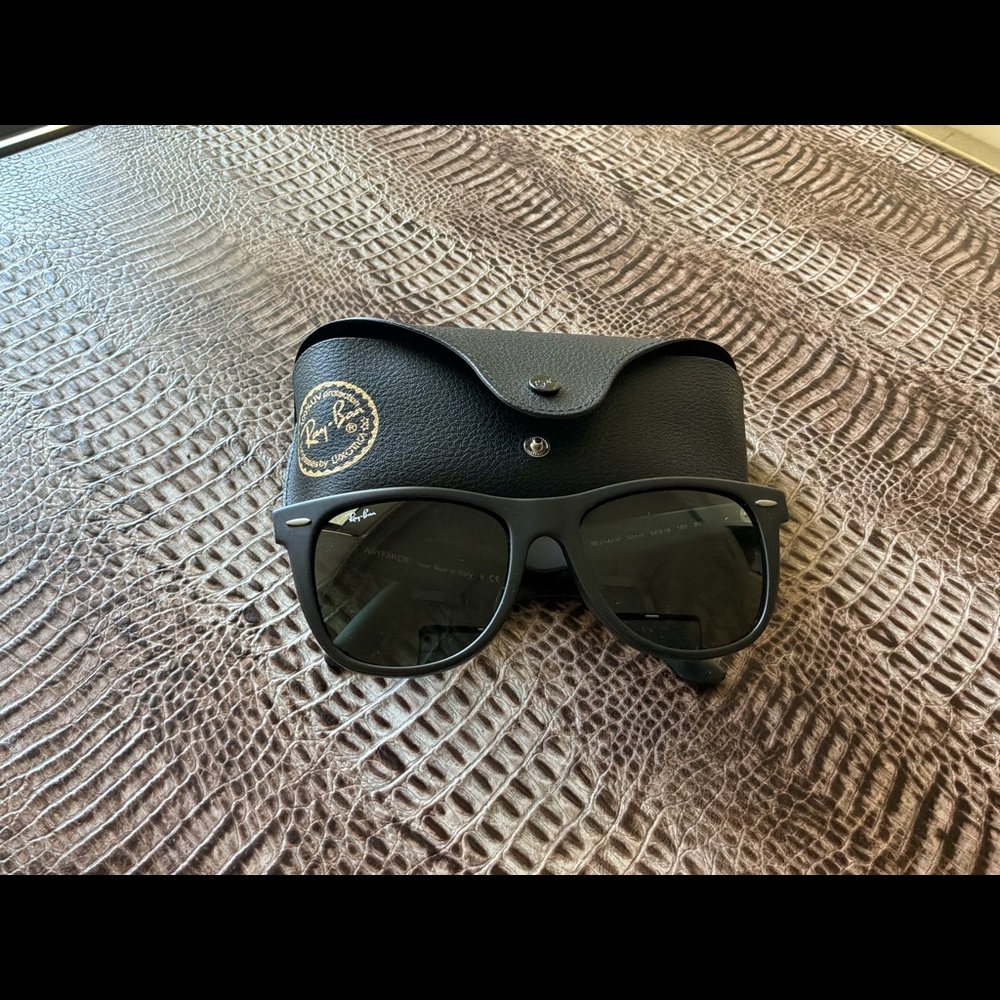 Ray-Ban Wayfarer